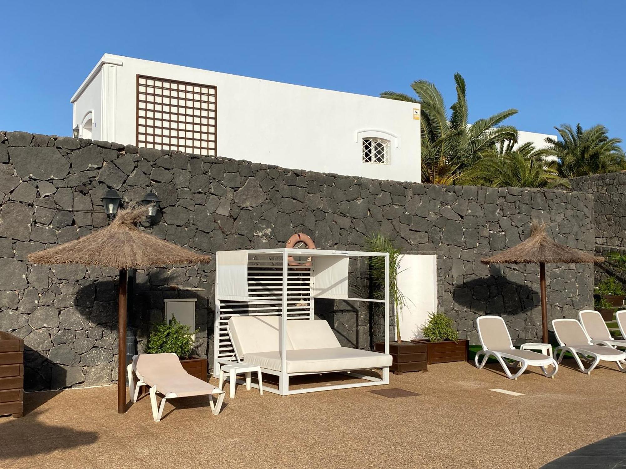 Apartamentos Livvo Coloradamar Πλάγια Μπλάνκα Εξωτερικό φωτογραφία