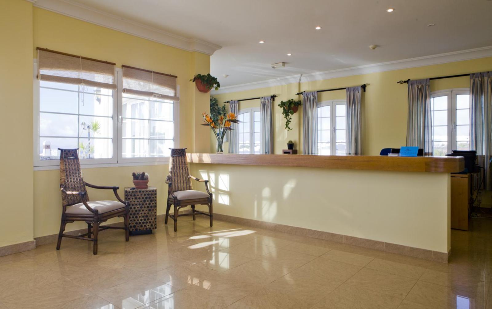 Apartamentos Livvo Coloradamar Πλάγια Μπλάνκα Εξωτερικό φωτογραφία