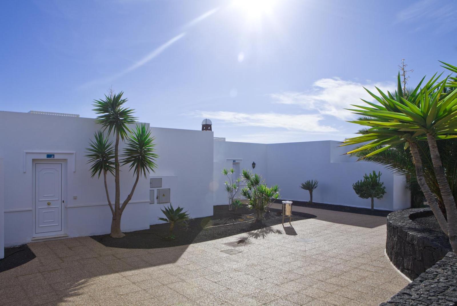 Apartamentos Livvo Coloradamar Πλάγια Μπλάνκα Εξωτερικό φωτογραφία